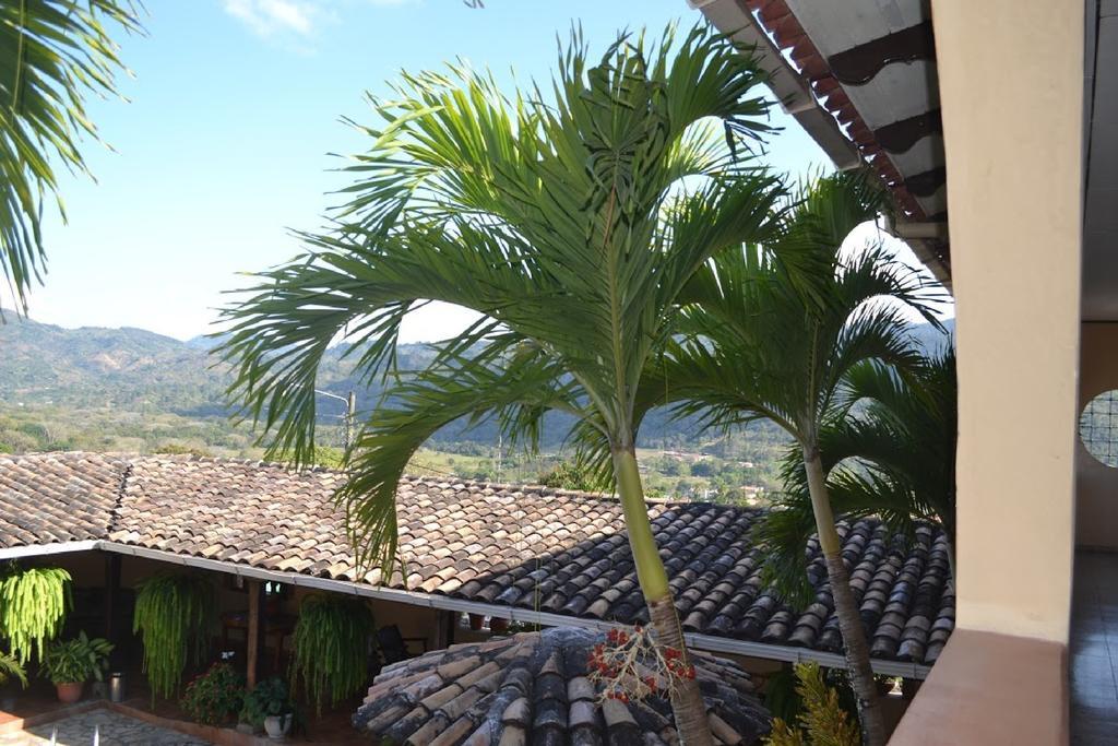 Hotel Buena Vista Copan Bagian luar foto
