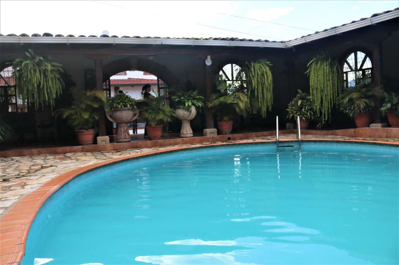 Hotel Buena Vista Copan Bagian luar foto